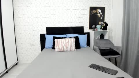 Heidi online show from September 17, 2025, 3:52 am