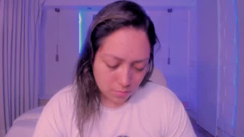 Heidy online show from October 19, 2025, 12:17 pm