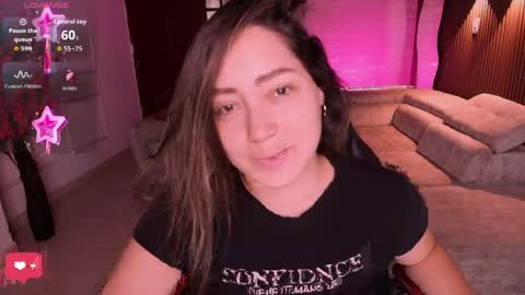 Heidy online show from April 7, 2026, 3:51 am