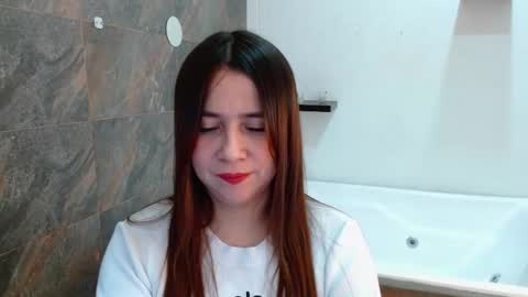 Snapshot of heidy_wells chatting on November 13, 2025, 12:59 pm Heidy online show from November 13, 2025, 12:59 pm