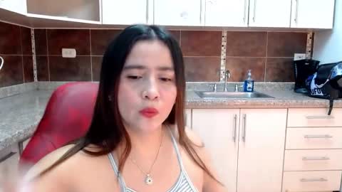 Snapshot of heidy_wells chatting on February 16, 2026, 12:45 pm Heidy online show from February 16, 2026, 12:45 pm