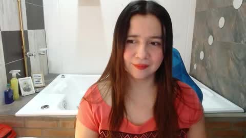 Snapshot of heidy_wells chatting on February 28, 2026, 12:39 pm Heidy online show from February 28, 2026, 12:39 pm