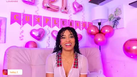 Snapshot of heily_fox chatting on March 4, 2025, 6:37 am HEILY online show from March 4, 2025, 6:37 am