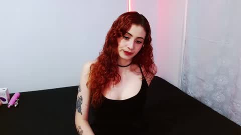 Snapshot of heizer_ chatting on January 23, 2025, 9:29 pm ETHEREAL HEIZER online show from January 23, 2025, 9:29 pm