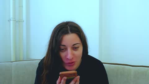 helen_adams_ online show from February 22, 2025, 9:45 am