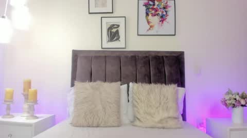 Helen  online show from April 11, 2026, 12:53 pm