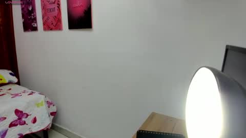 Helen online show from April 8, 2026, 6:52 pm