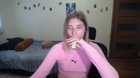 helen_woww online show from March 4, 2026, 2:12 pm