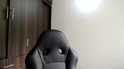 helena online show from September 24, 2025, 3:26 pm