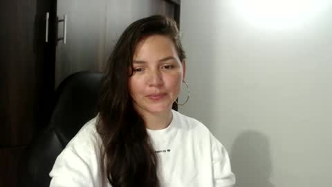 helena online show from October 15, 2025, 10:54 pm