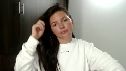 helena online show from October 16, 2025, 11:00 am