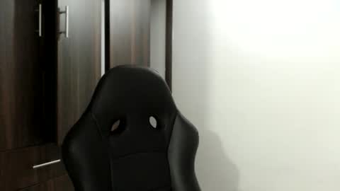 helena online show from October 17, 2025, 4:20 pm