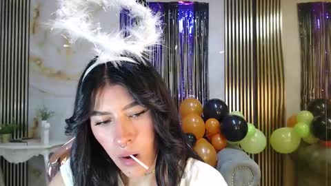 helena1_s online show from October 30, 2025, 8:31 pm