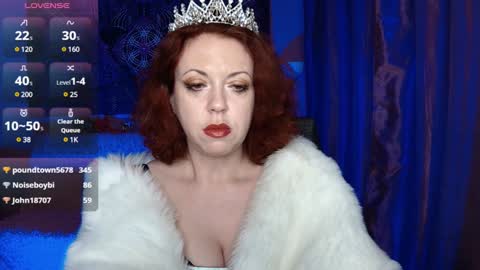 Snapshot of helena__femdom chatting on December 18, 2024, 5:00 pm Helena online show from December 18, 2024, 5:00 pm