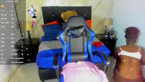 HELENA COPPER online show from November 26, 2025, 1:34 pm