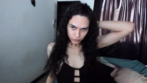 helena_spellman online show from November 13, 2025, 4:39 pm