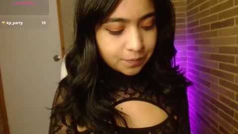 Snapshot of helenacyruss666 chatting on February 19, 2026, 7:21 pm Only 18 cyrus online show from February 19, 2026, 7:21 pm