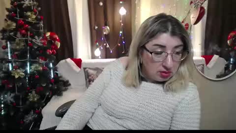 helenenigma online show from December 25, 2024, 5:48 am