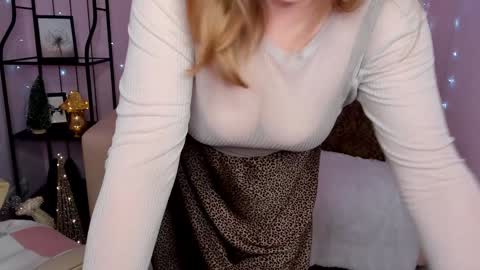 Helen online show from December 17, 2024, 5:07 am