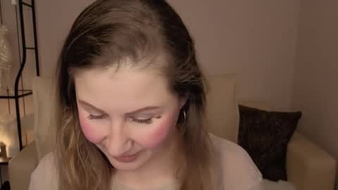 Helen online show from December 19, 2025, 6:42 am