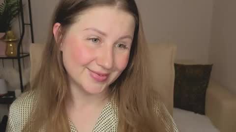 Snapshot of helens_lov chatting on June 6, 2026, 1:54 am Helen online show from June 6, 2026, 1:54 am
