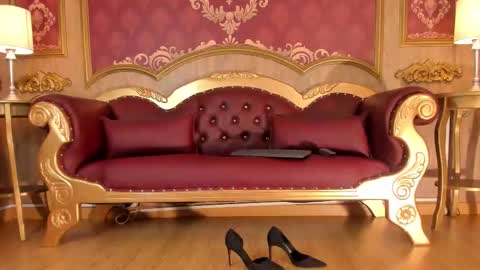 Helen or Hells online show from February 11, 2026, 11:48 am