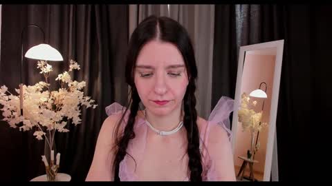 Helen online show from February 1, 2025, 7:15 am