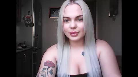 helga_now online show from January 15, 2025, 12:04 pm