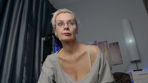 Helga online show from January 20, 2025, 9:22 pm