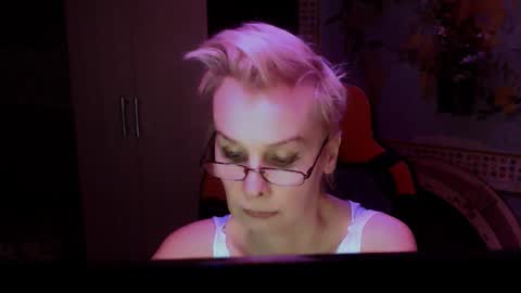 Helga online show from March 22, 2026, 8:23 pm