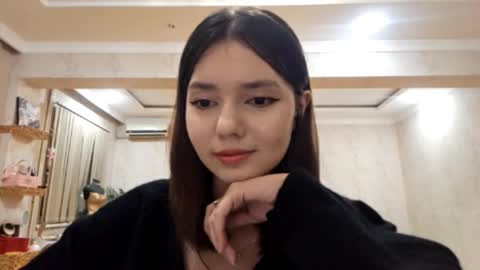 Alice online show from October 15, 2025, 7:25 pm