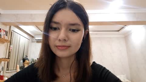 Alice online show from October 21, 2025, 6:19 pm