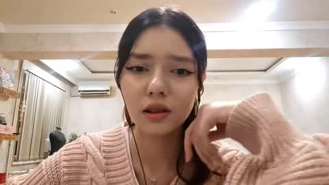 Alice online show from November 8, 2025, 3:23 pm