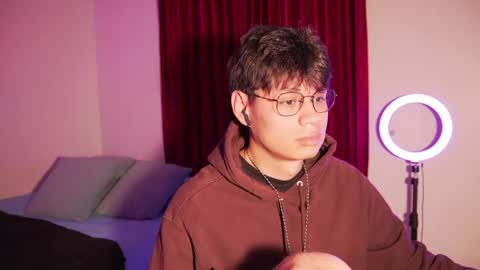 Helio online show from April 7, 2026, 1:06 am