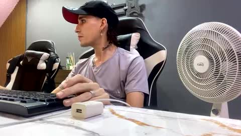 Eros online show from January 14, 2025, 12:22 am