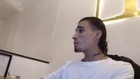 Eros online show from April 24, 2026, 8:17 am