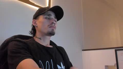 Snapshot of hell_boy66 chatting on May 4, 2026, 5:58 am Eros online show from May 4, 2026, 5:58 am