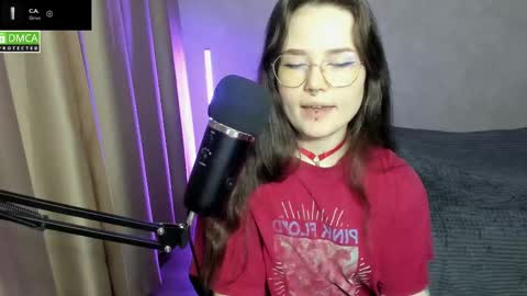 Red online show from March 12, 2025, 8:20 pm