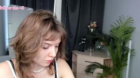 Hella online show from October 23, 2025, 7:29 am