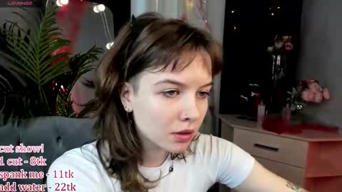 Hella online show from October 27, 2025, 7:23 am