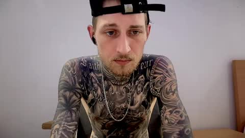 hellacozy online show from April 9, 2026, 3:28 am