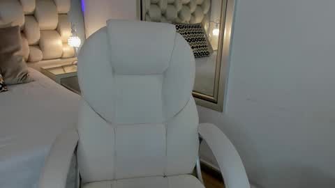 hellen_amazing online show from February 27, 2025, 3:47 am