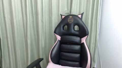 Snapshot of hellen_garcia chatting on January 7, 2025, 8:10 pm Hellen online show from January 7, 2025, 8:10 pm