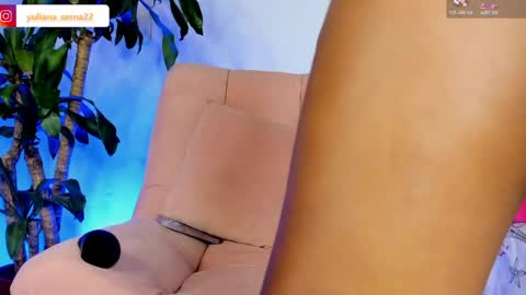 Snapshot of hellen_hylls chatting on May 14, 2026, 8:37 pm Hellen online show from May 14, 2026, 8:37 pm