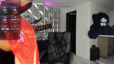 Hellen online show from November 1, 2025, 1:35 pm