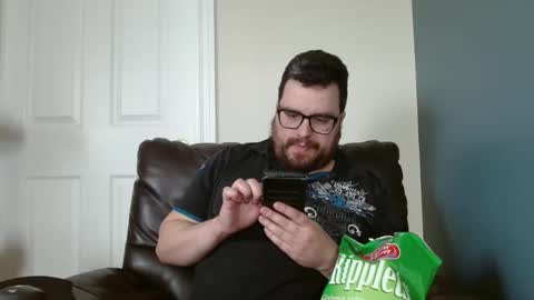 Snapshot of hellflow chatting on March 12, 2025, 6:44 pm hellflow online show from March 12, 2025, 6:44 pm