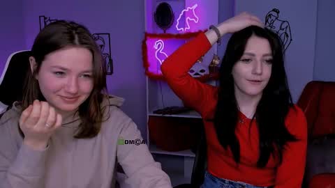 Helli online show from March 5, 2025, 11:27 pm