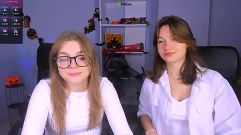 Helli online show from October 25, 2025, 7:19 pm