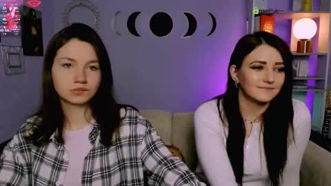 Helli online show from January 14, 2026, 8:25 pm