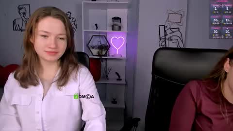 Helli online show from January 17, 2026, 8:23 pm